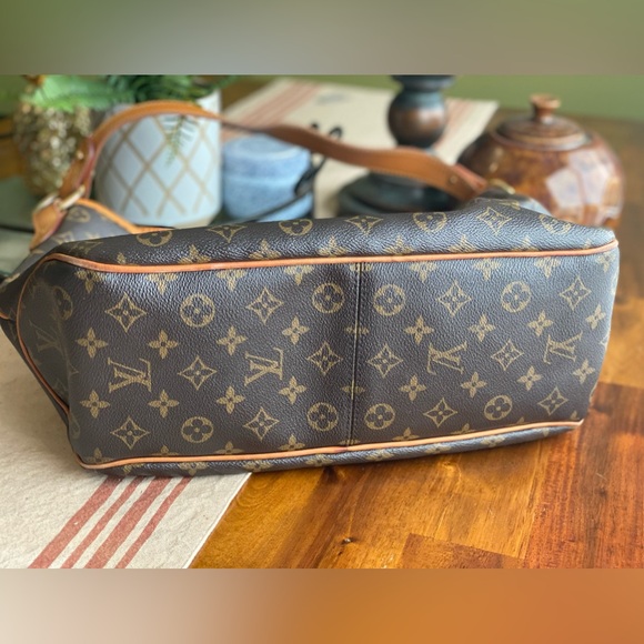 Authentic Monogram Louis Vuitton Delightful Shoulder Bag - Picture 7 of 16